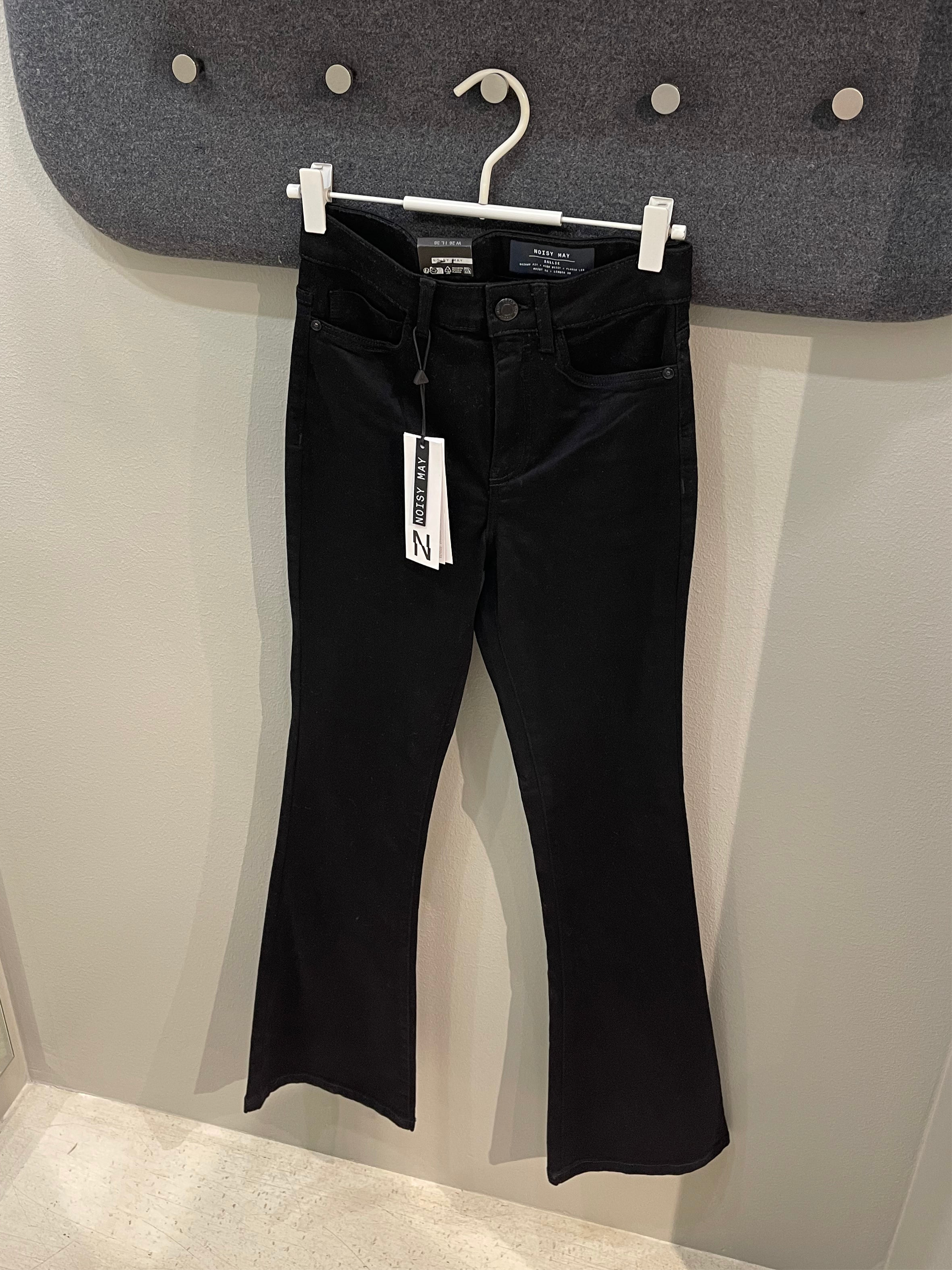 NMSALLIE Jeans - Black